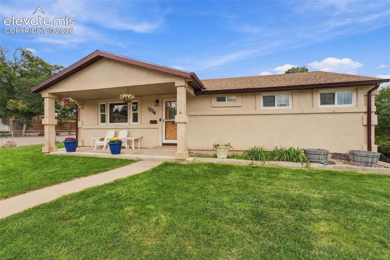 Listing photo 2 for 1734 Comanche Road