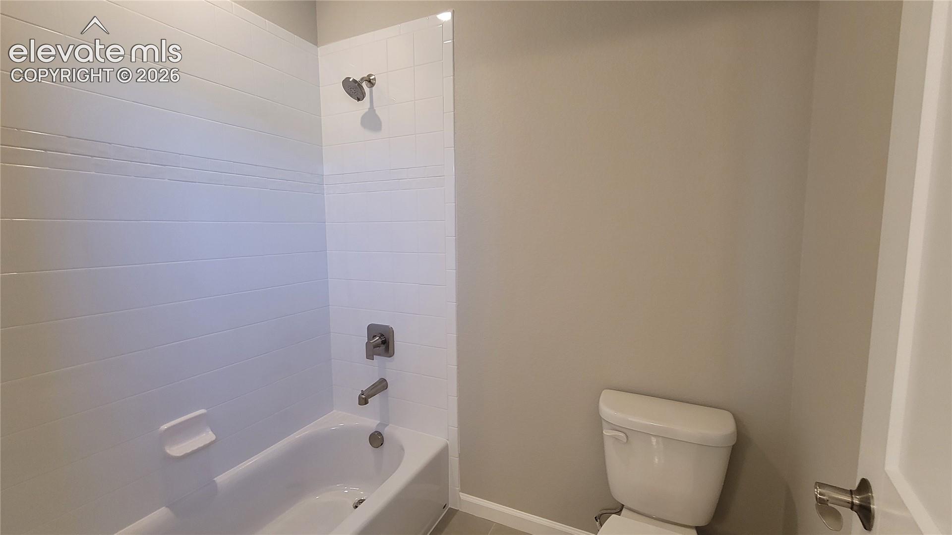 Listing photo 27 for 10651 Wolf Lake Drive