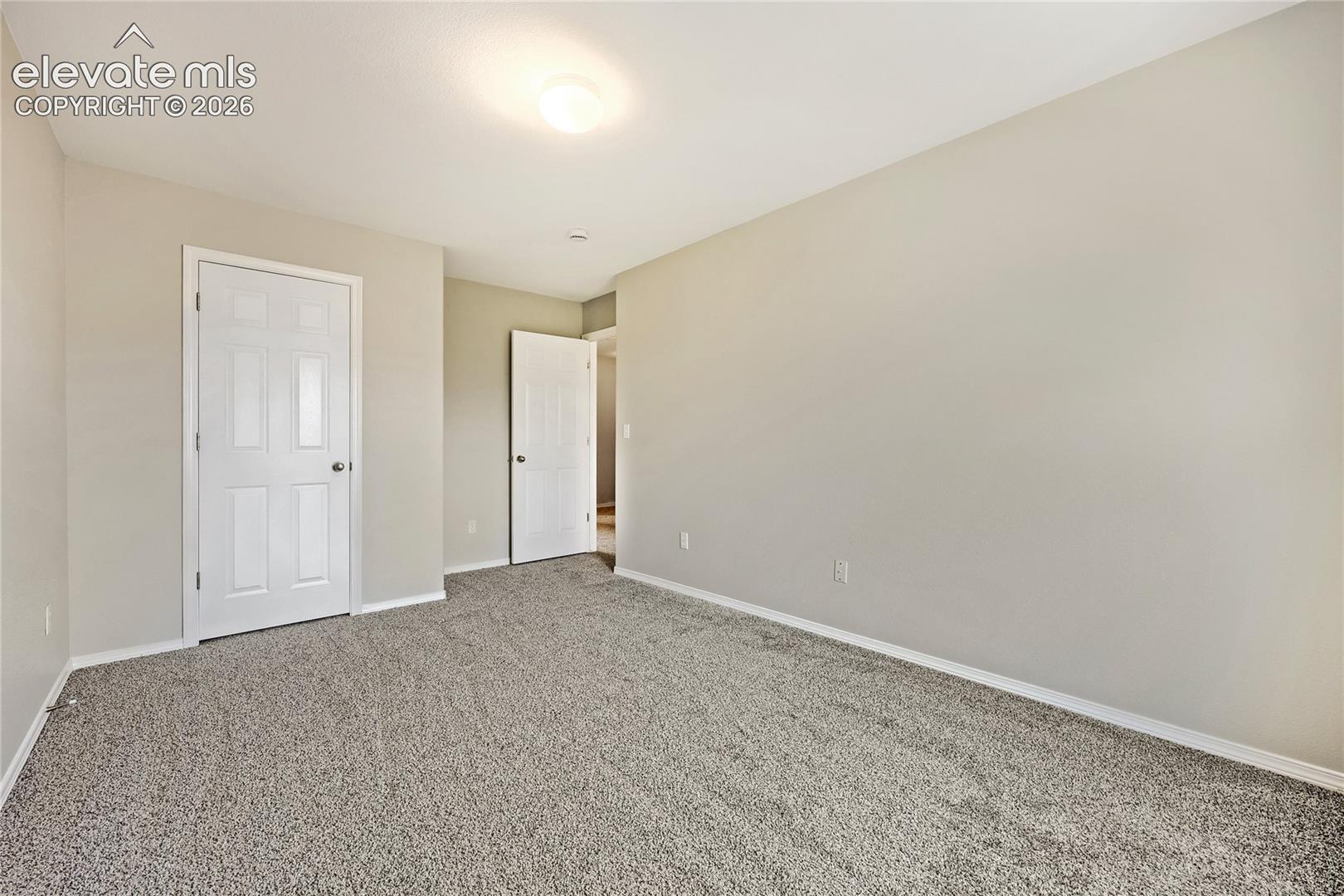 Listing photo 24 for 10505 Wells Point