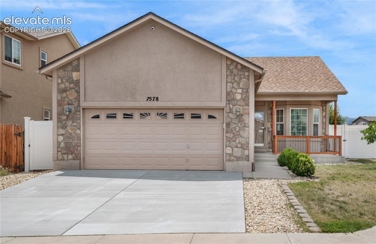 7578 Sun Prairie Drive — listing photo