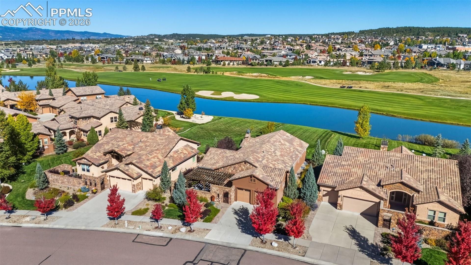 Listing photo 8 for 2328 Margaux Valley Way