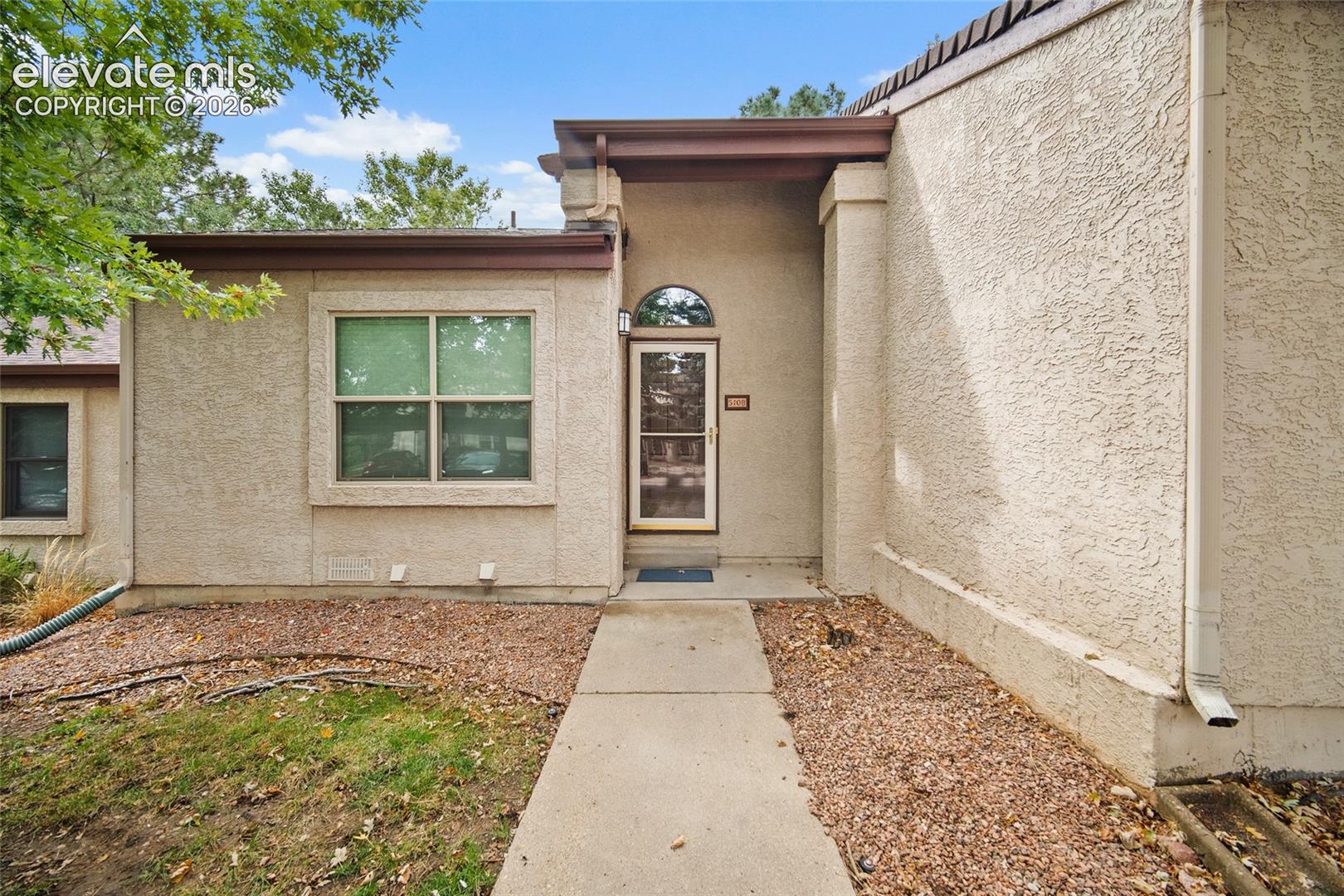 510 Autumn Crest Circle