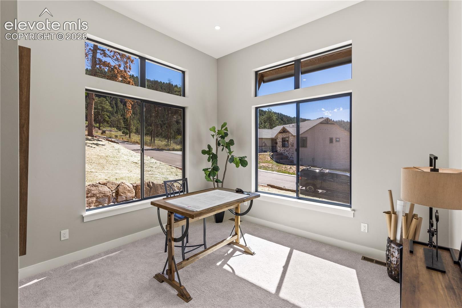 Listing photo 23 for 1405 Red Haven Place