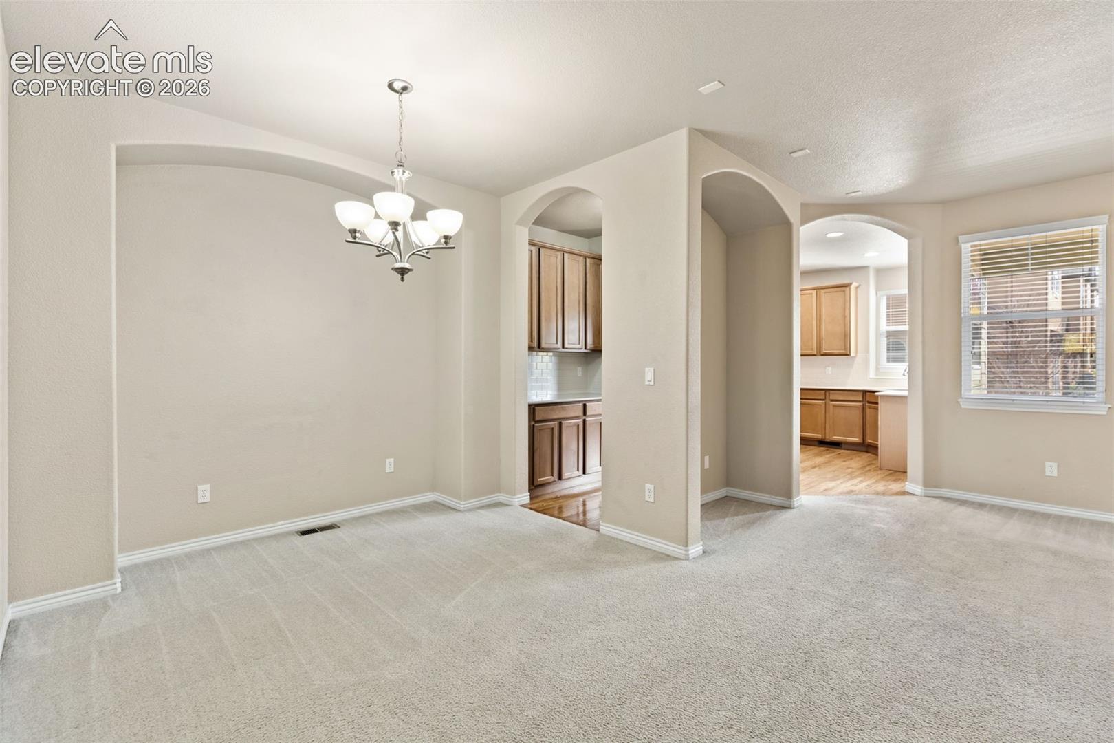 Listing photo 17 for 3312 Ironton Creek Point