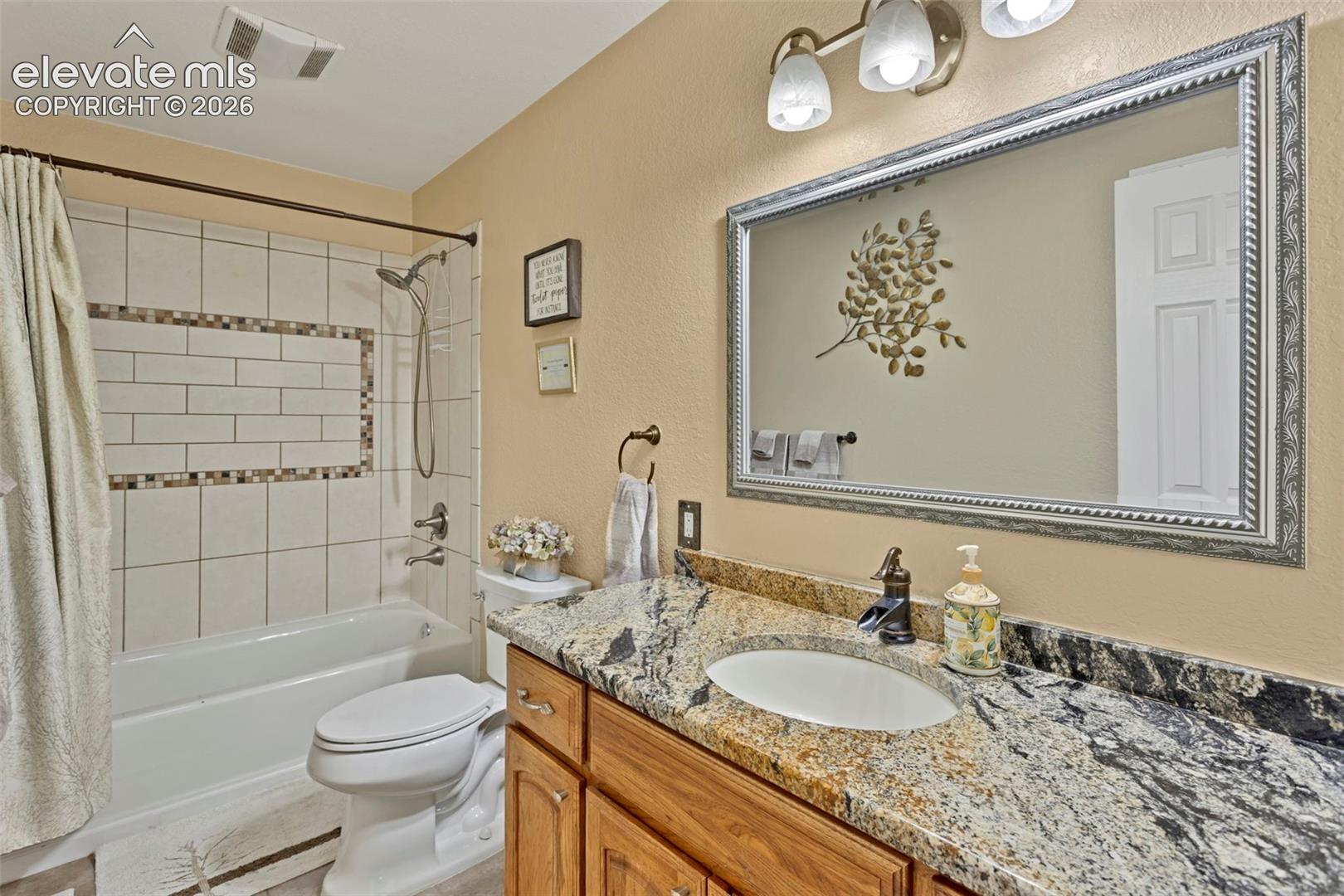 Listing photo 20 for 16 Spruce Circle
