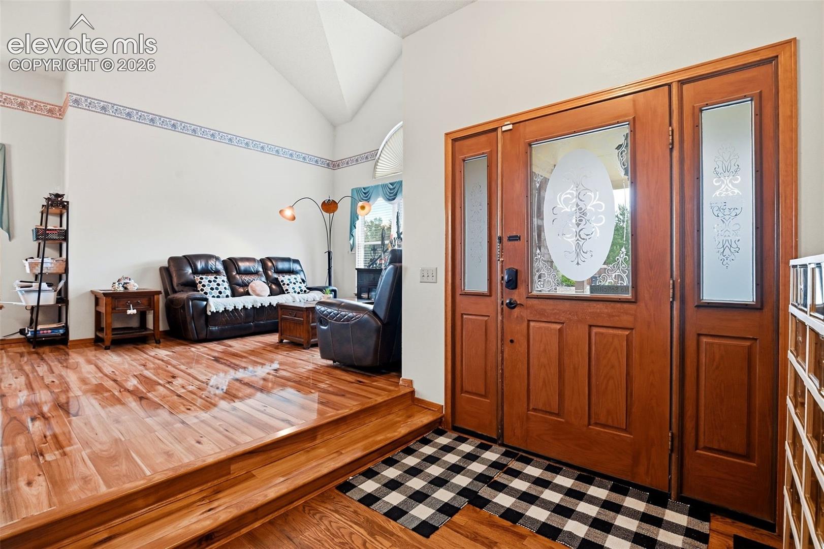 8435 Avens Circle, photo 2
