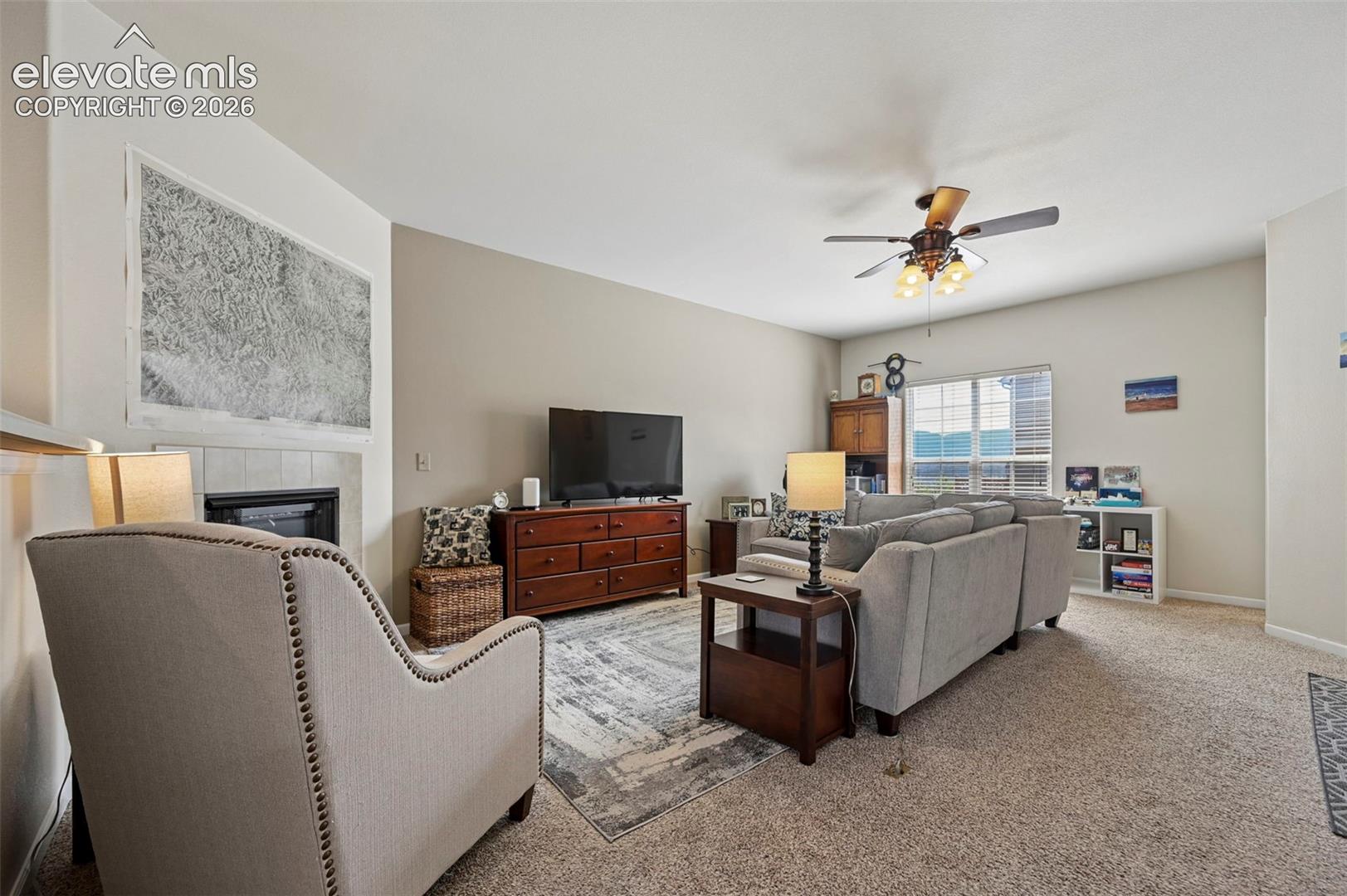 Listing photo 12 for 917 Burning Bush Point