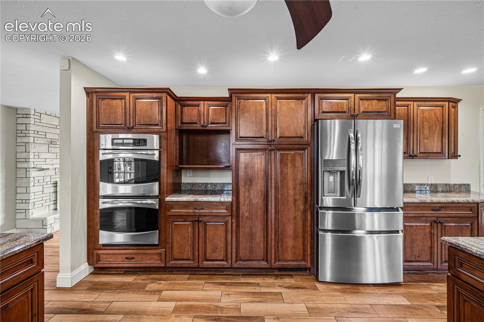 Listing photo 8 for 3514 St Clair Avenue