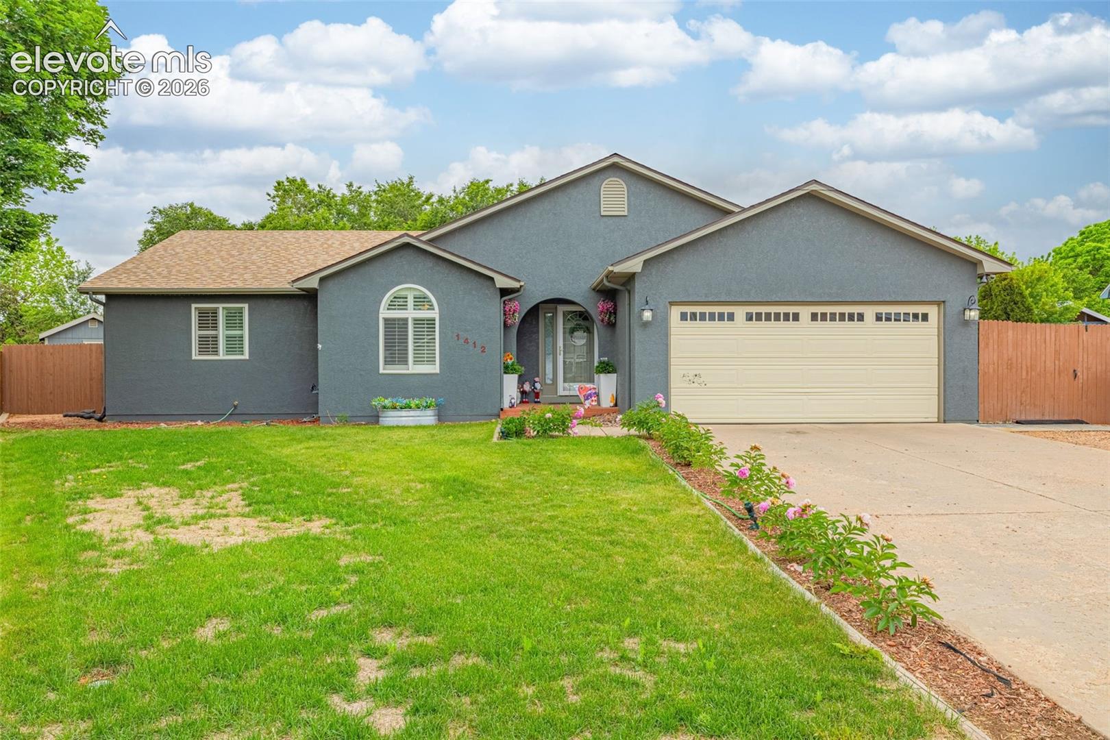 1412 Redwood Court