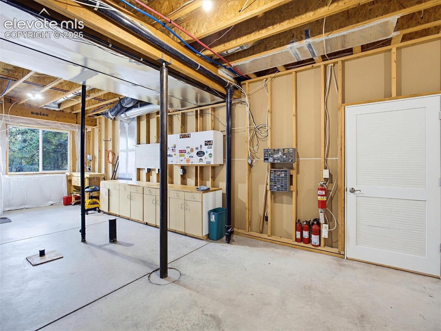 Listing photo 40 for 18065 Cumbres Road