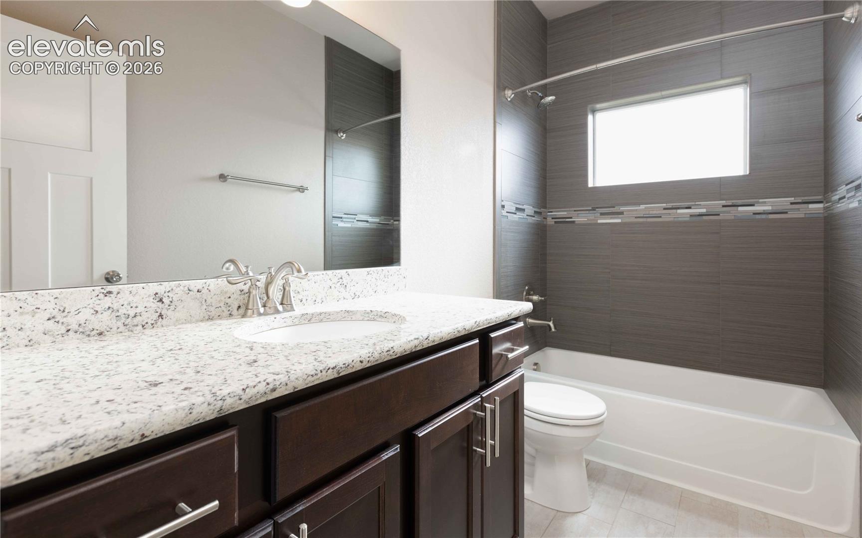 Listing photo 7 for 7684 Peachleaf Drive