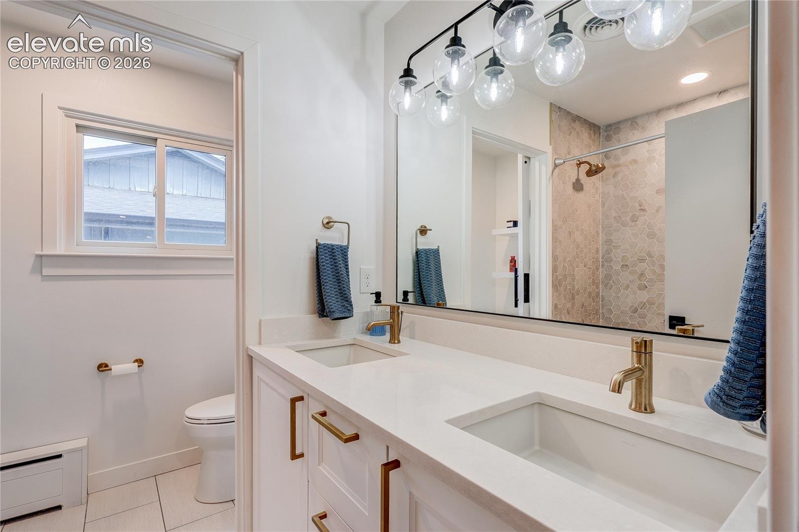 Listing photo 35 for 3981 S Hillcrest Drive