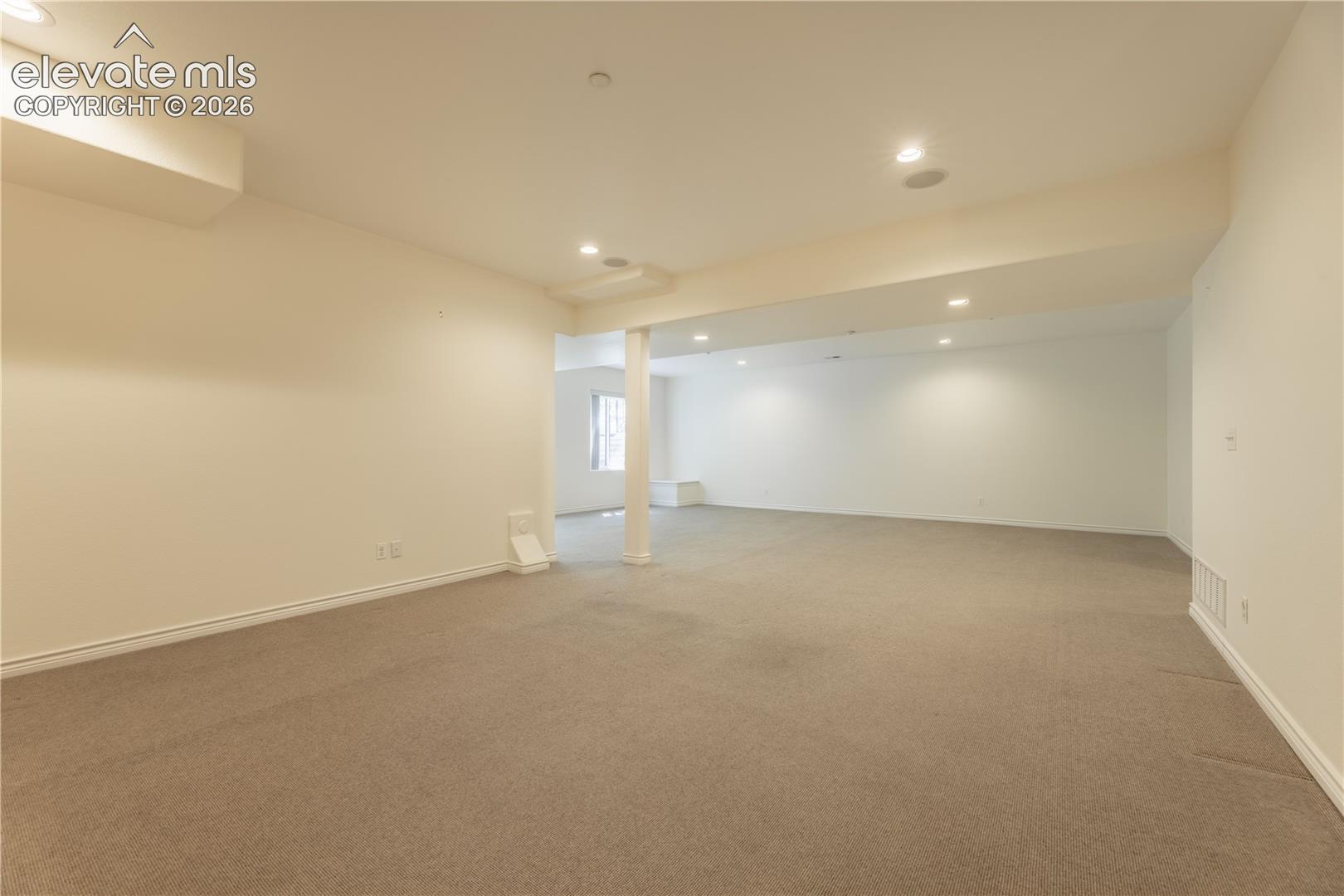 Listing photo 28 for 5011 Vermillion Court