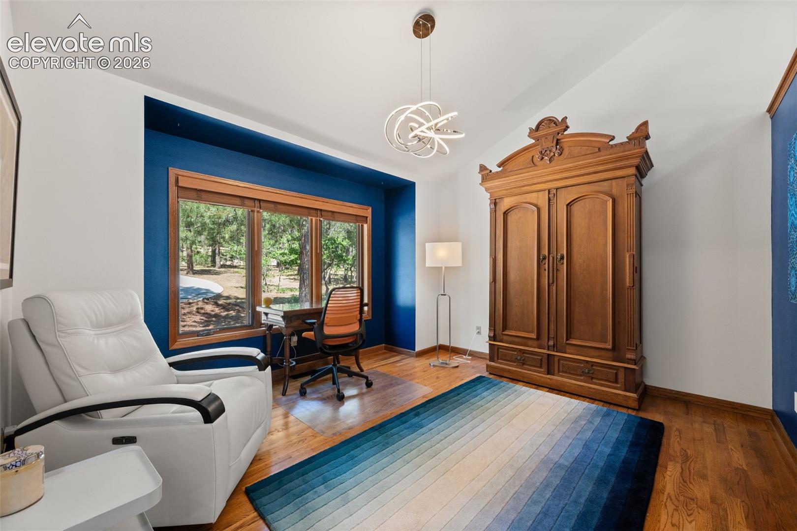 Listing photo 17 for 1675 Oakwood Drive