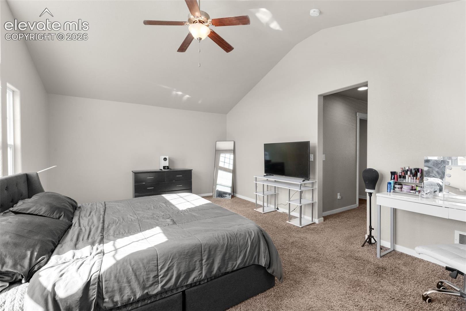 Listing photo 19 for 7437 Bigtooth Maple Drive