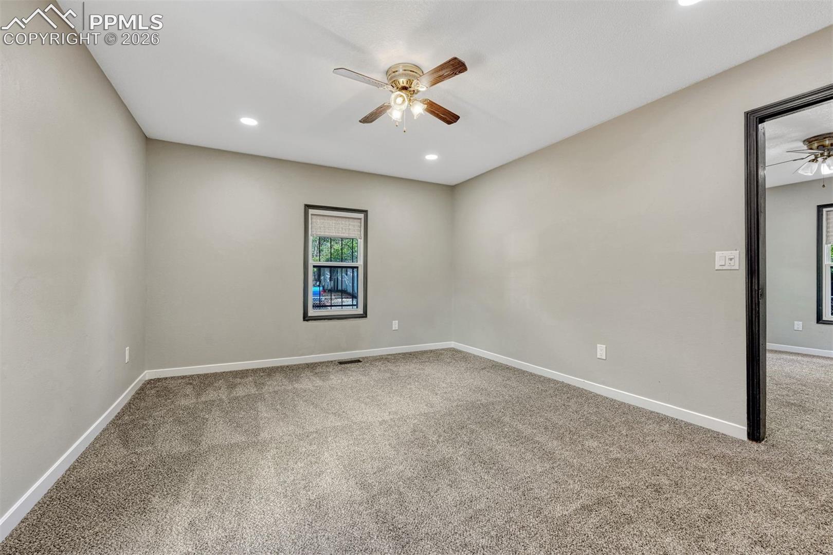 929 Arcadia Street, photo 12