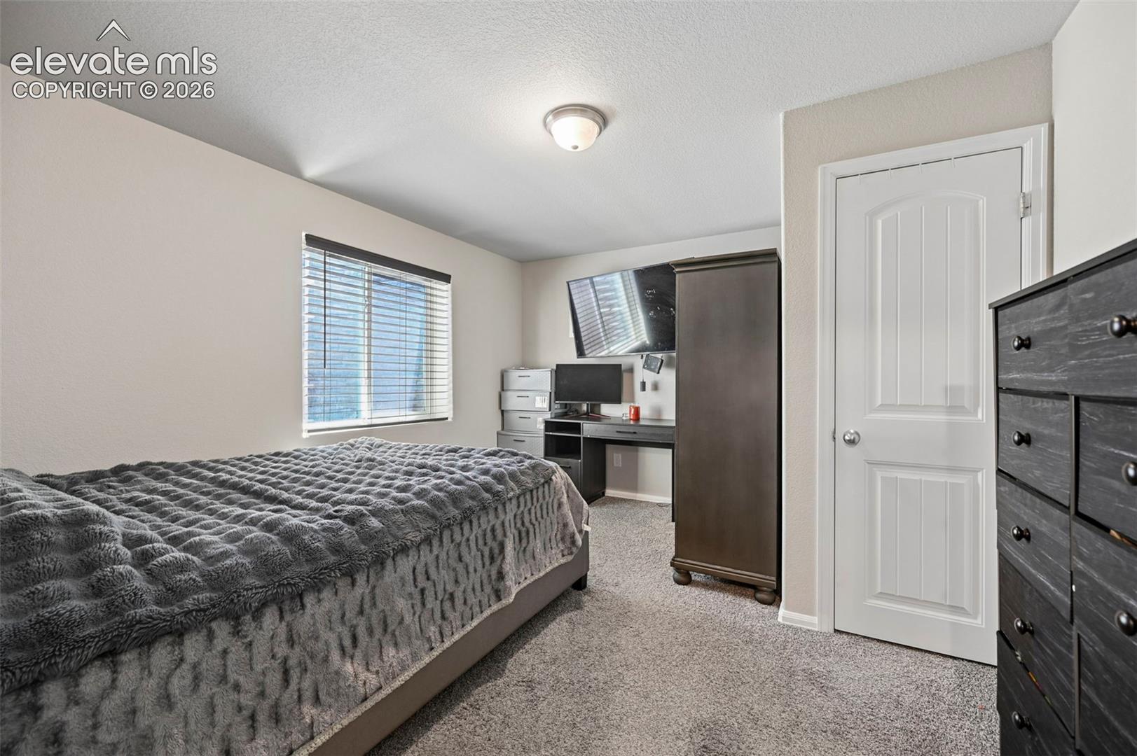 Listing photo 29 for 1114 E Laramie Avenue