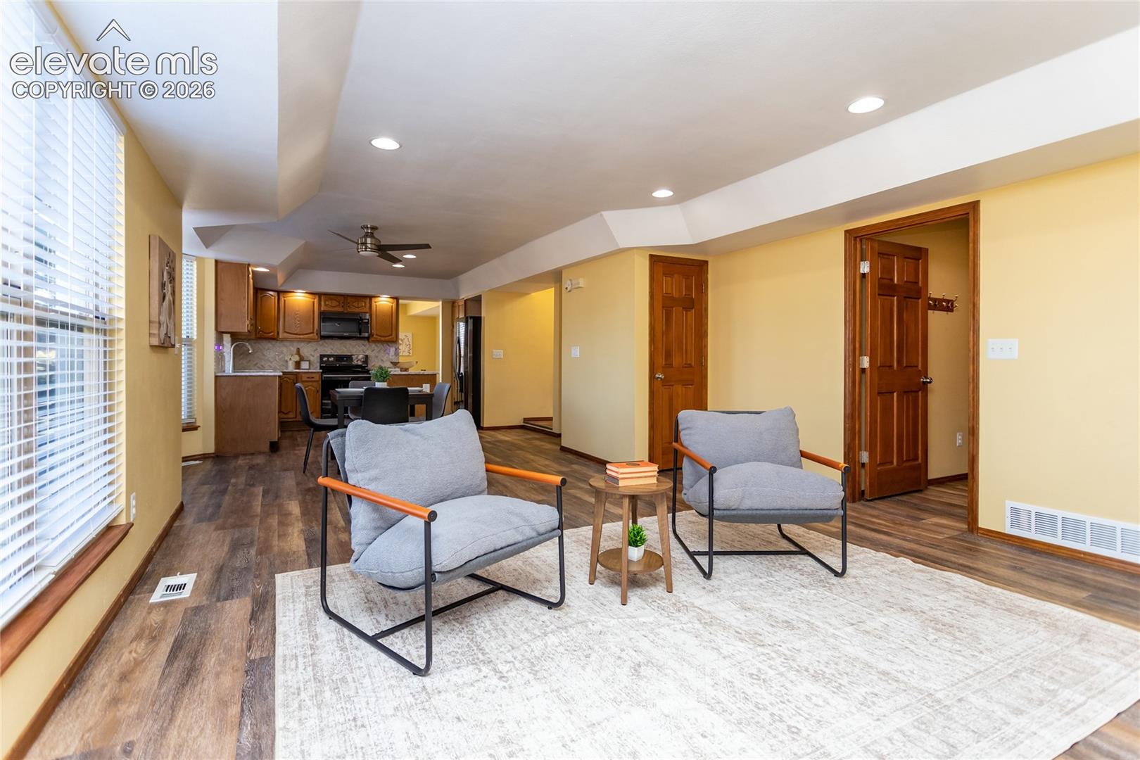 Listing photo 18 for 2690 Edenderry Drive