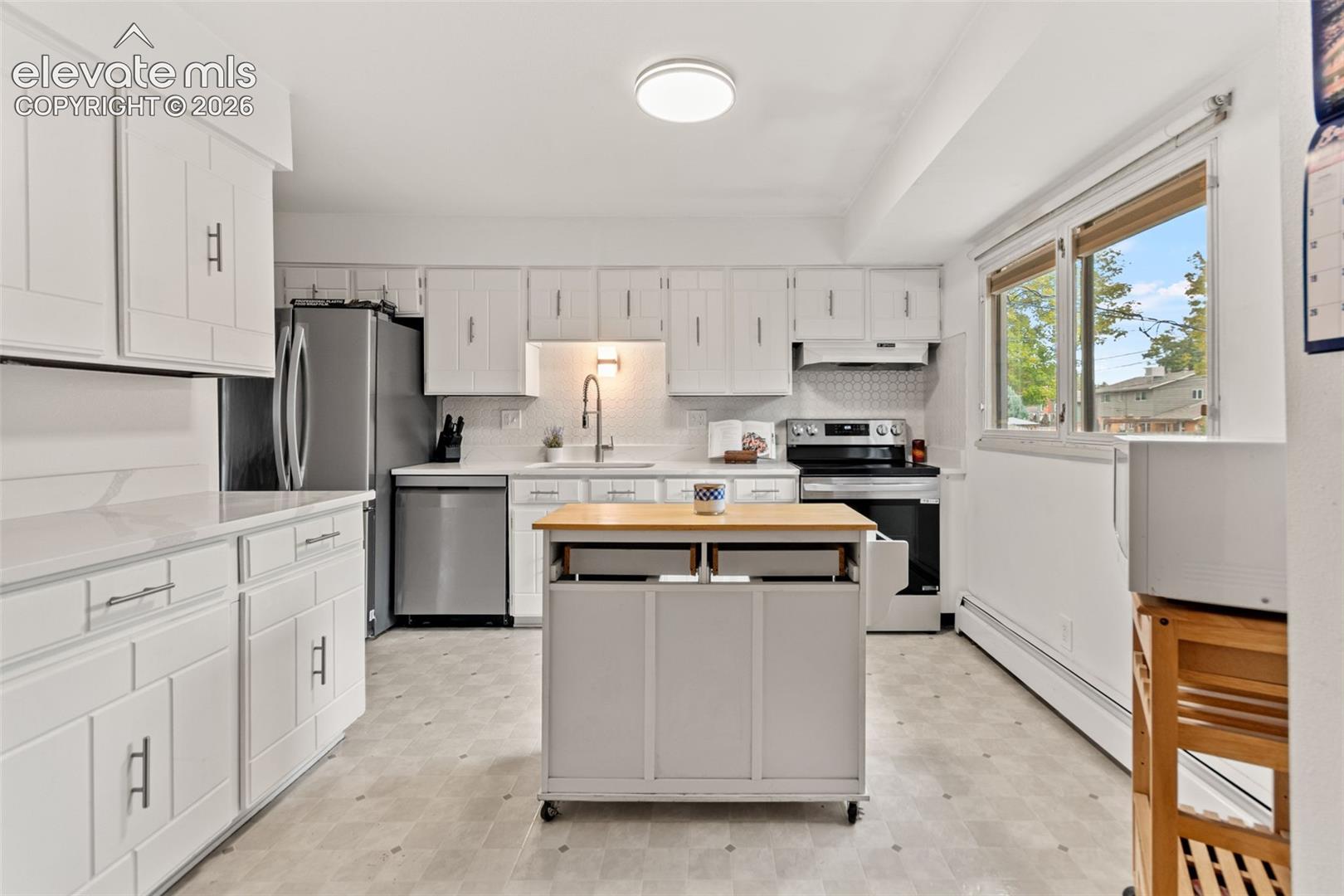 Listing photo 16 for 2801 S Reed Street