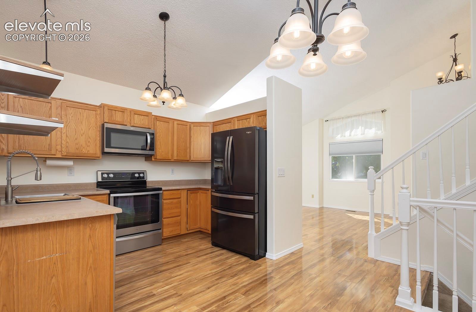 Listing photo 8 for 11136 Berry Farm Road