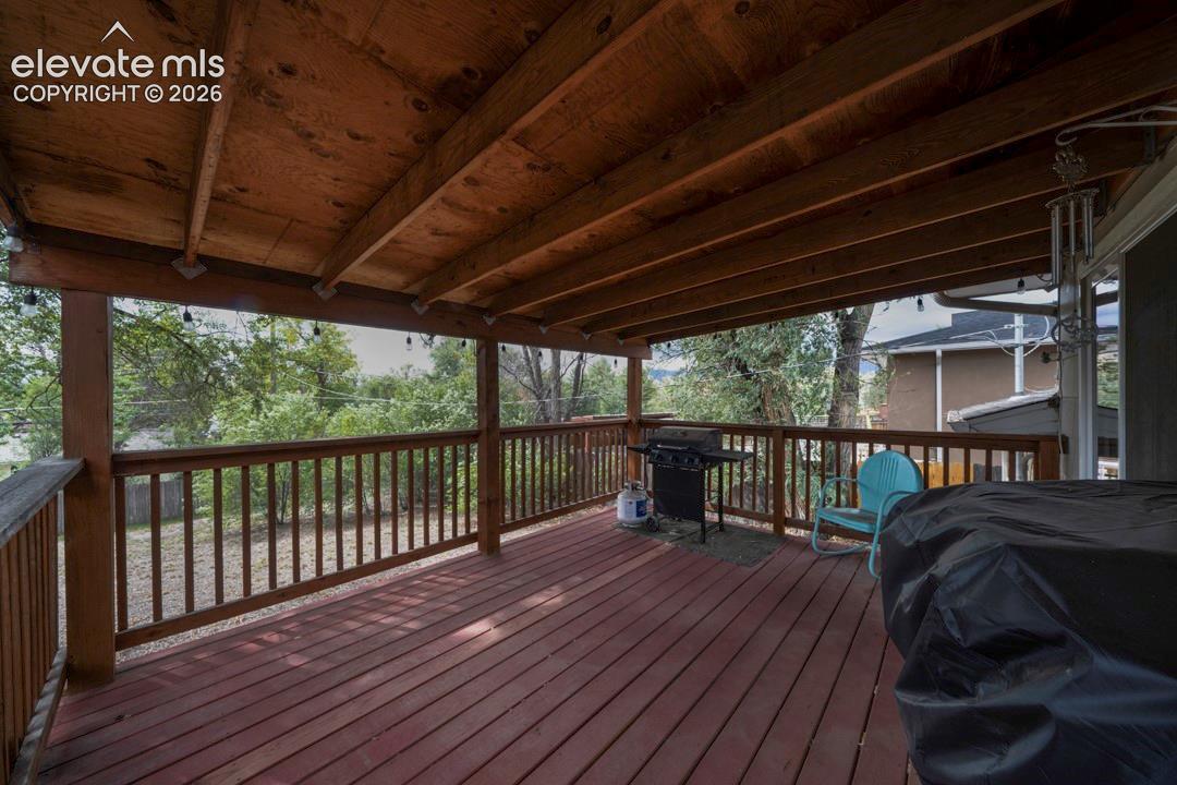Listing photo 21 for 45 Watson Boulevard