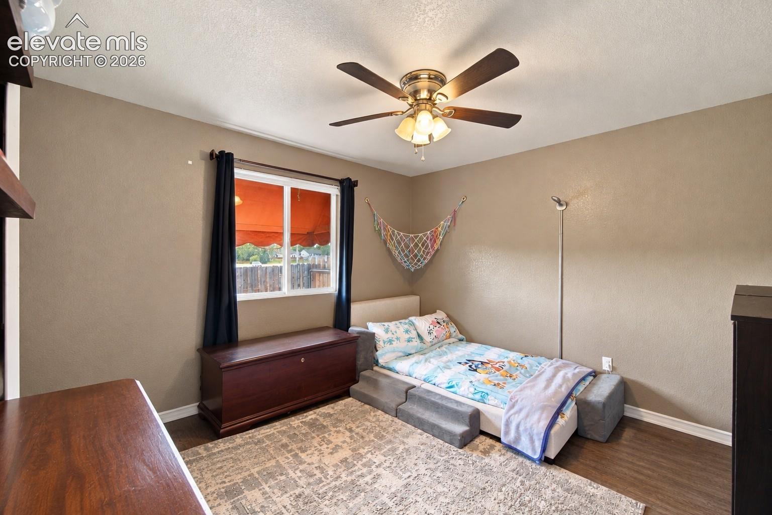 Listing photo 14 for 1324 Silver Hawk Court