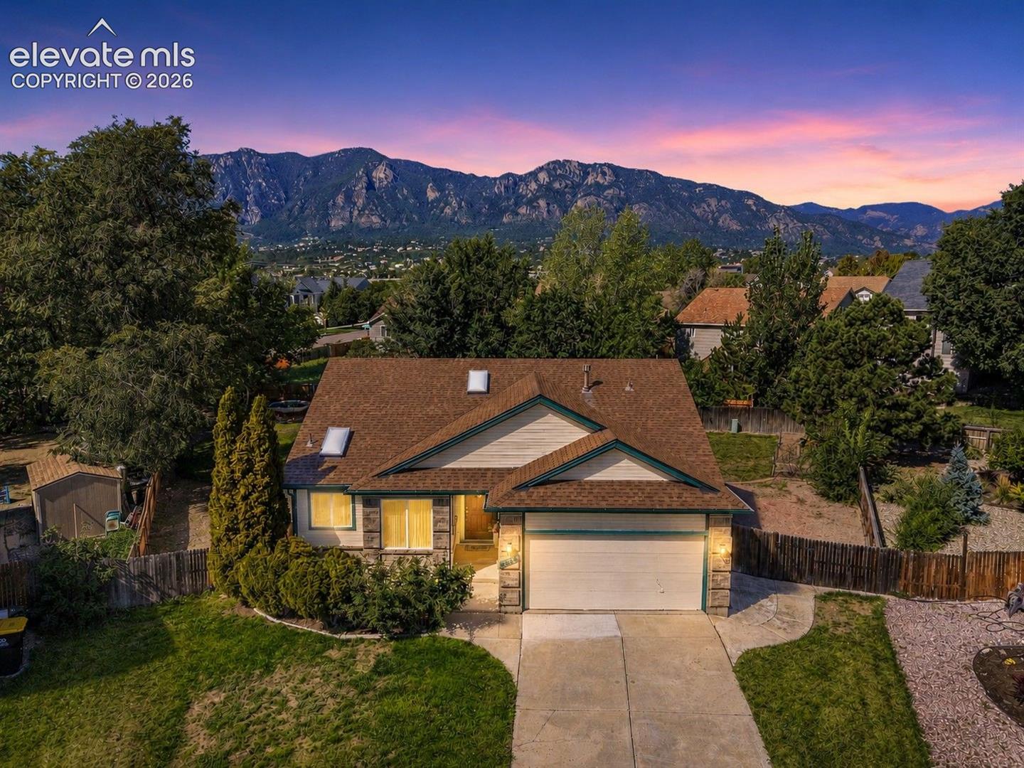 1305 Eastmeadow Court