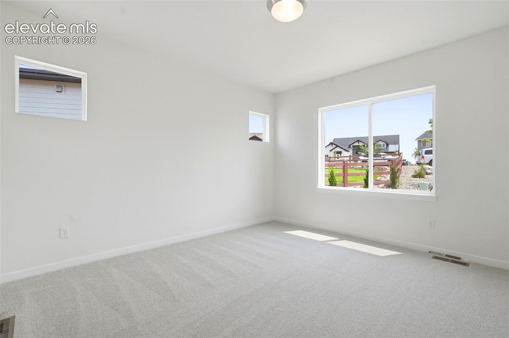 Listing photo 19 for 8663 Noreen Falls Drive