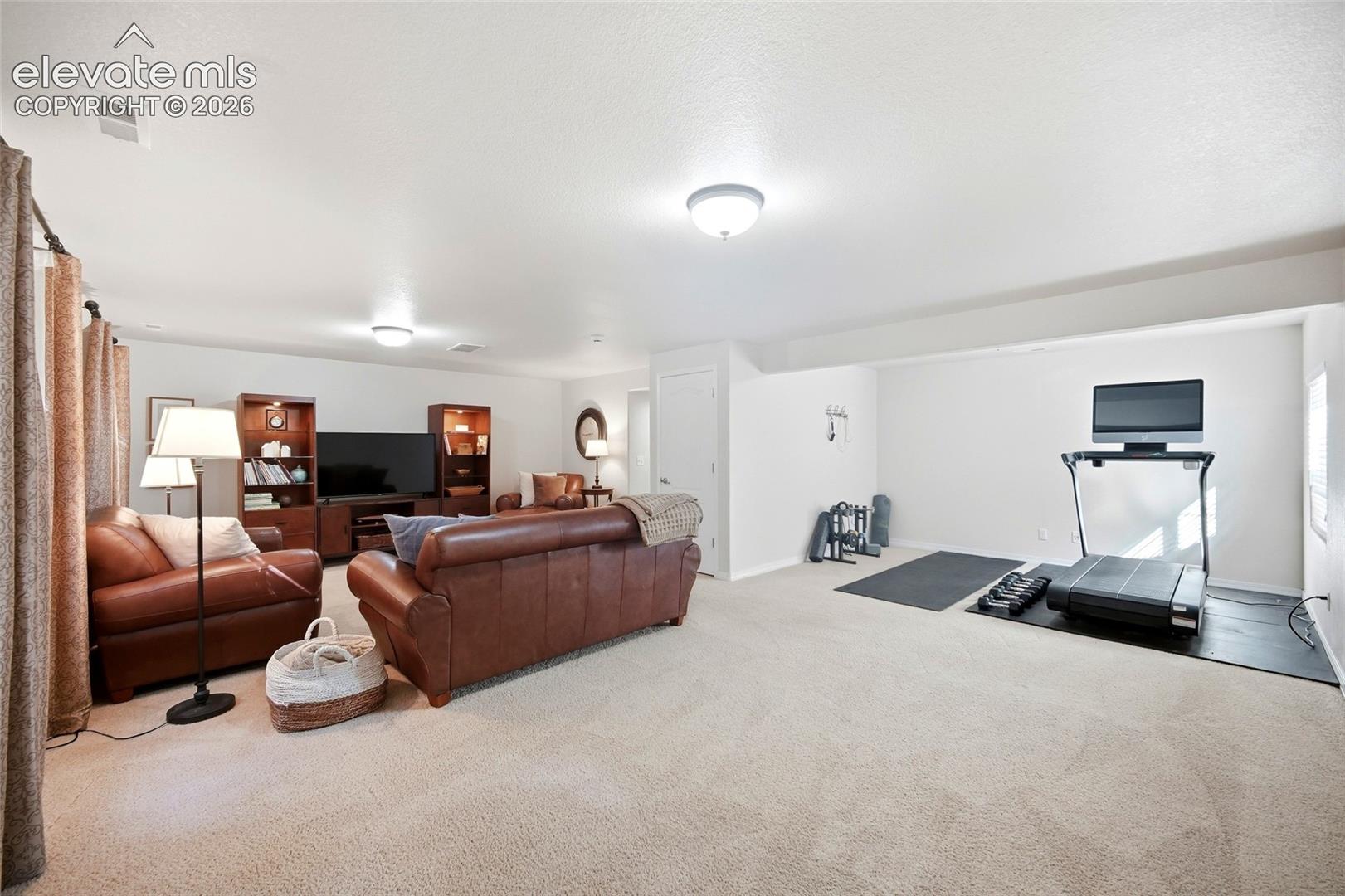 Listing photo 35 for 209 Avocet Loop