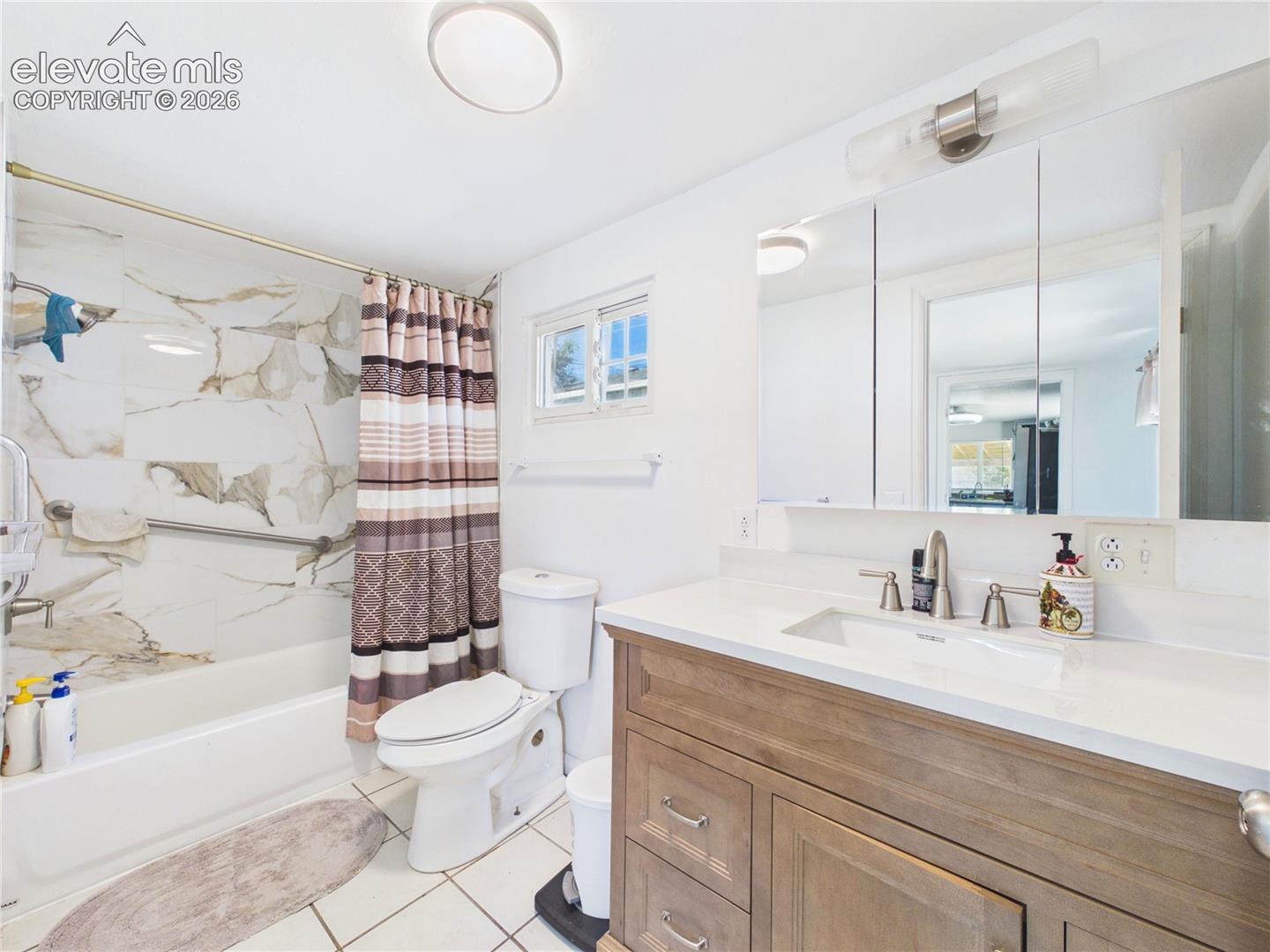 Listing photo 17 for 2805 E 16th Street