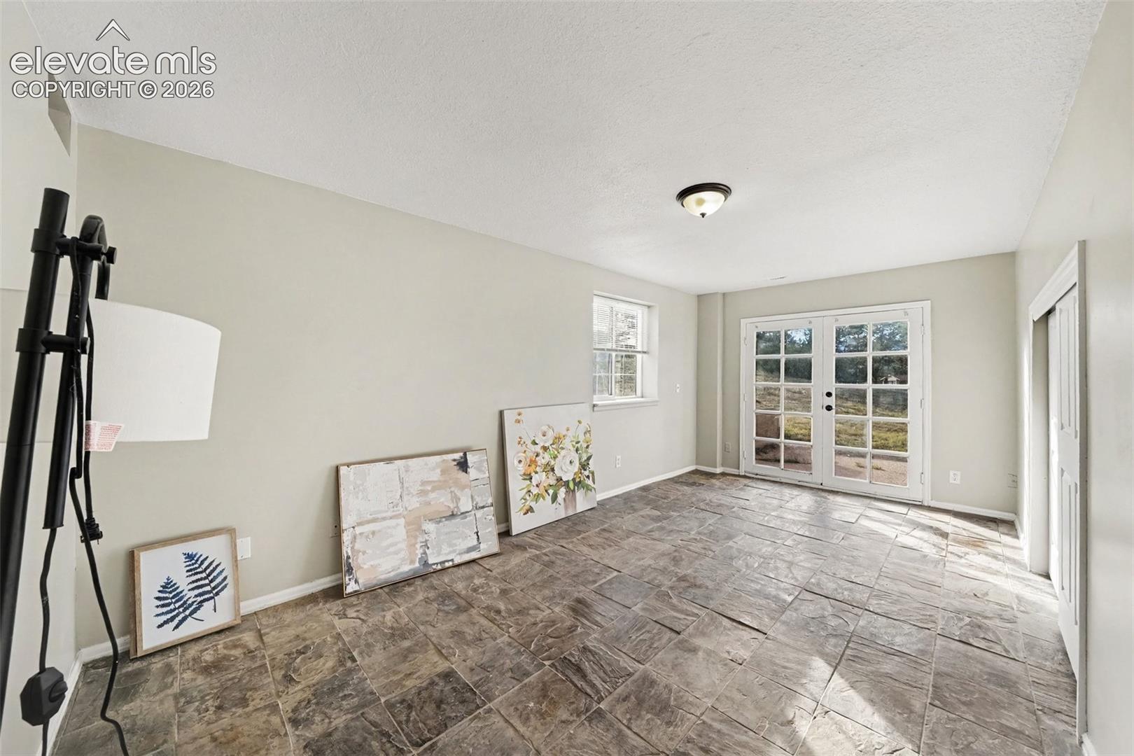 Listing photo 18 for 1275 Berglind Road