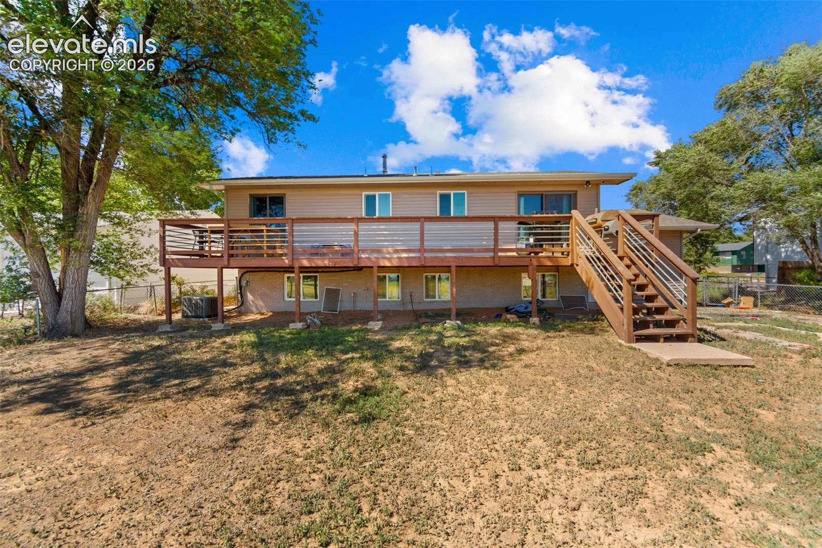 Listing photo 16 for 7503 Fortman Avenue