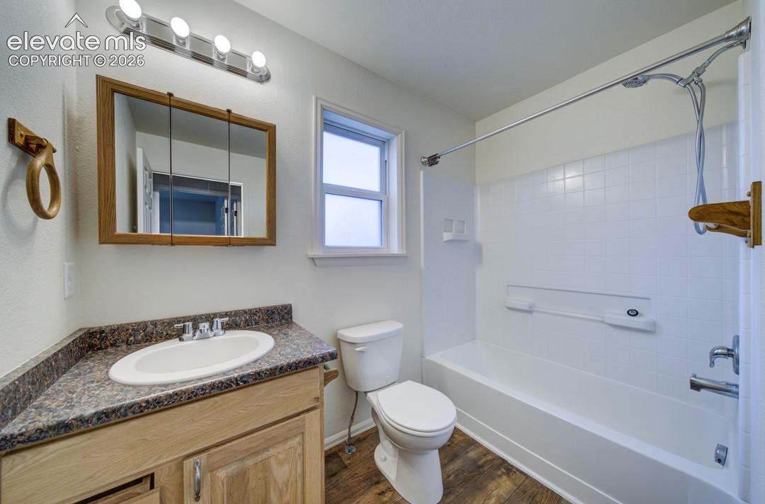 Listing photo 12 for 203 Red Finch Lane