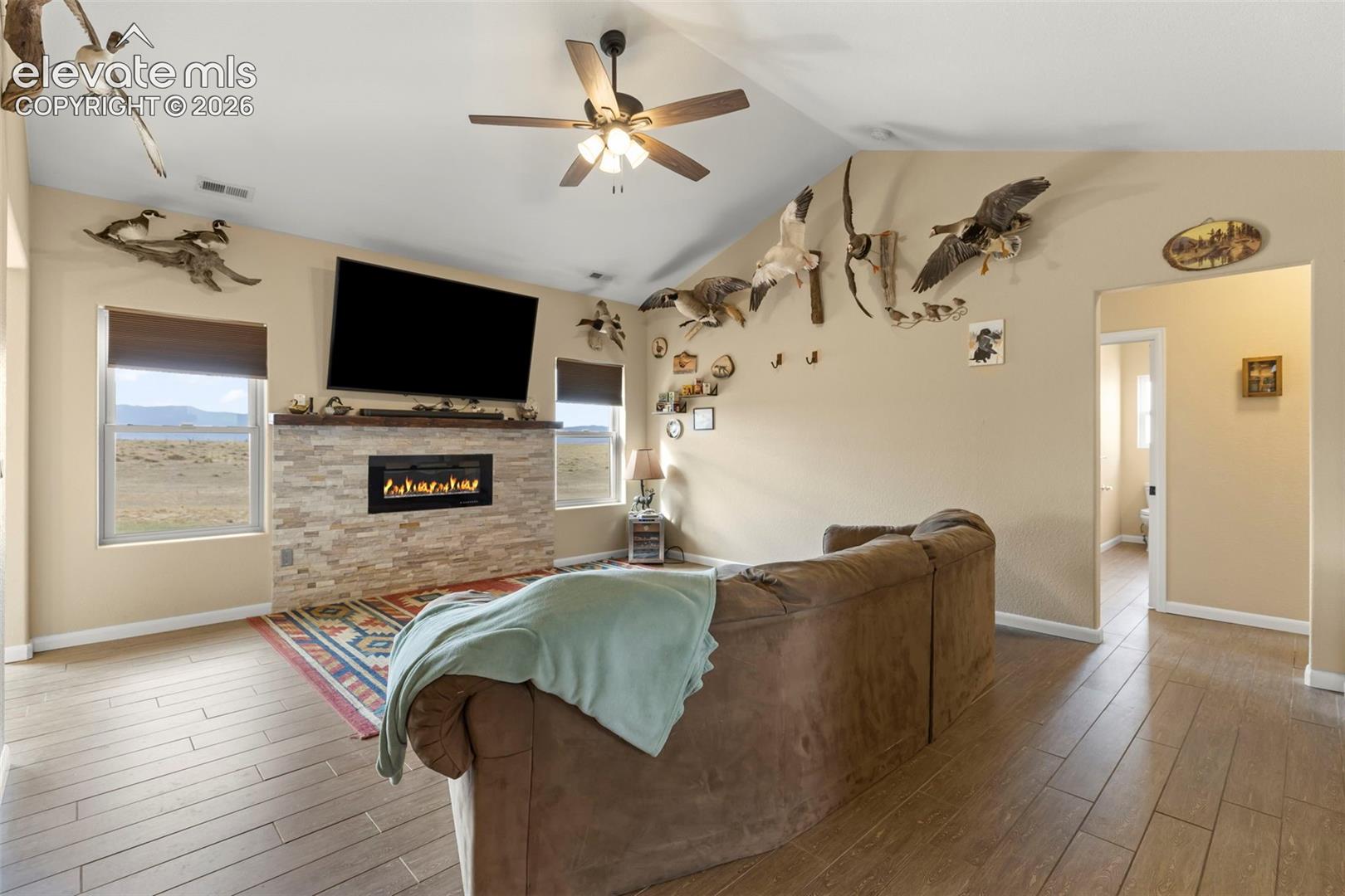 Listing photo 6 for 3140 Hoofprint Road