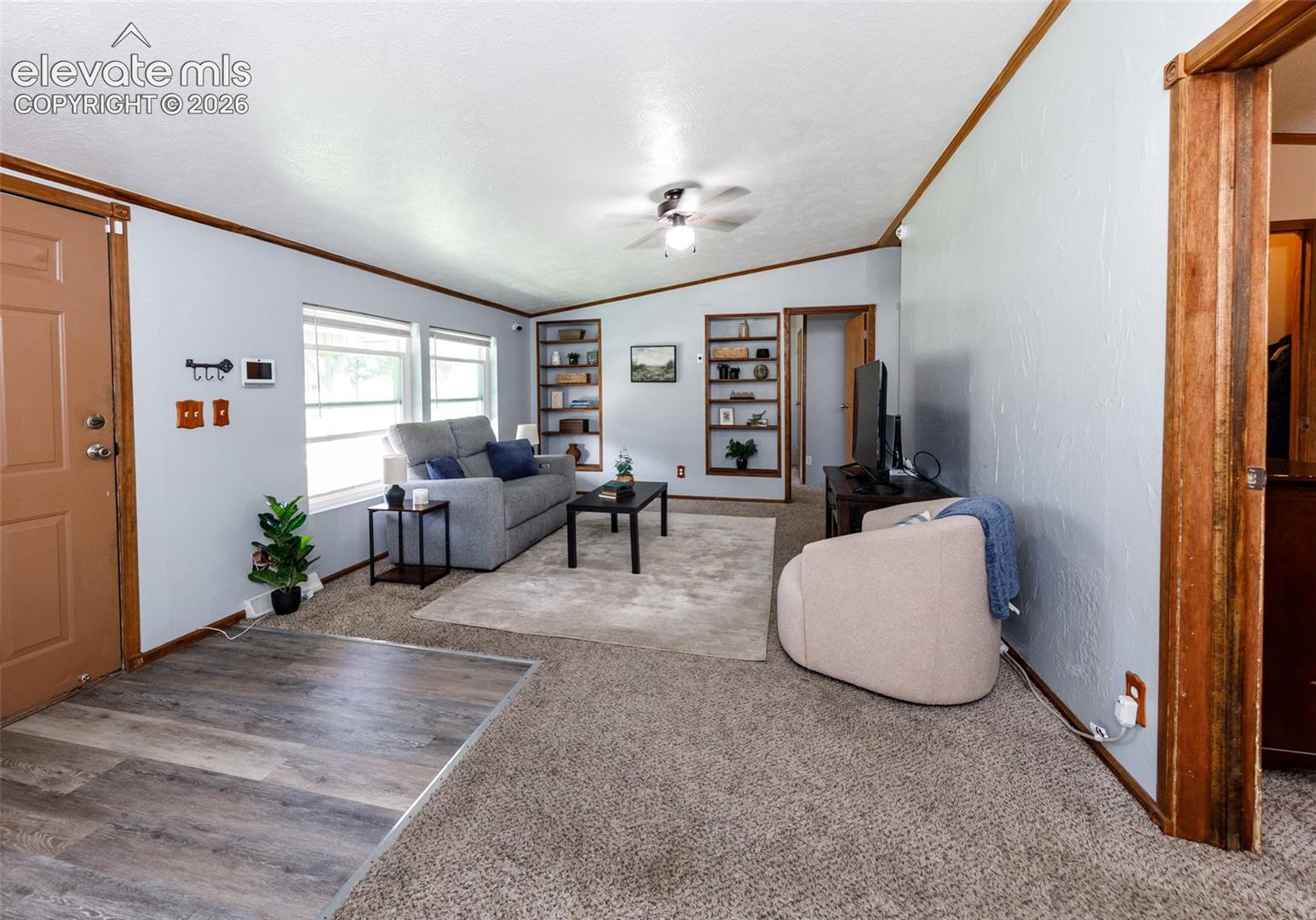 Listing photo 6 for 405 3rd Street