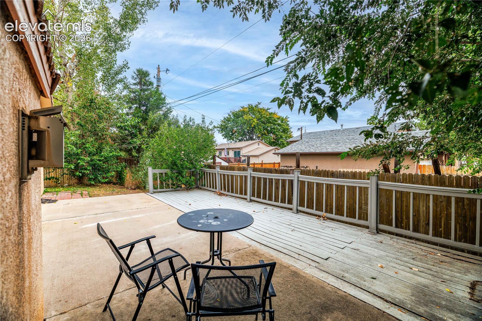 Listing photo 36 for 938 Cedarcrest Drive
