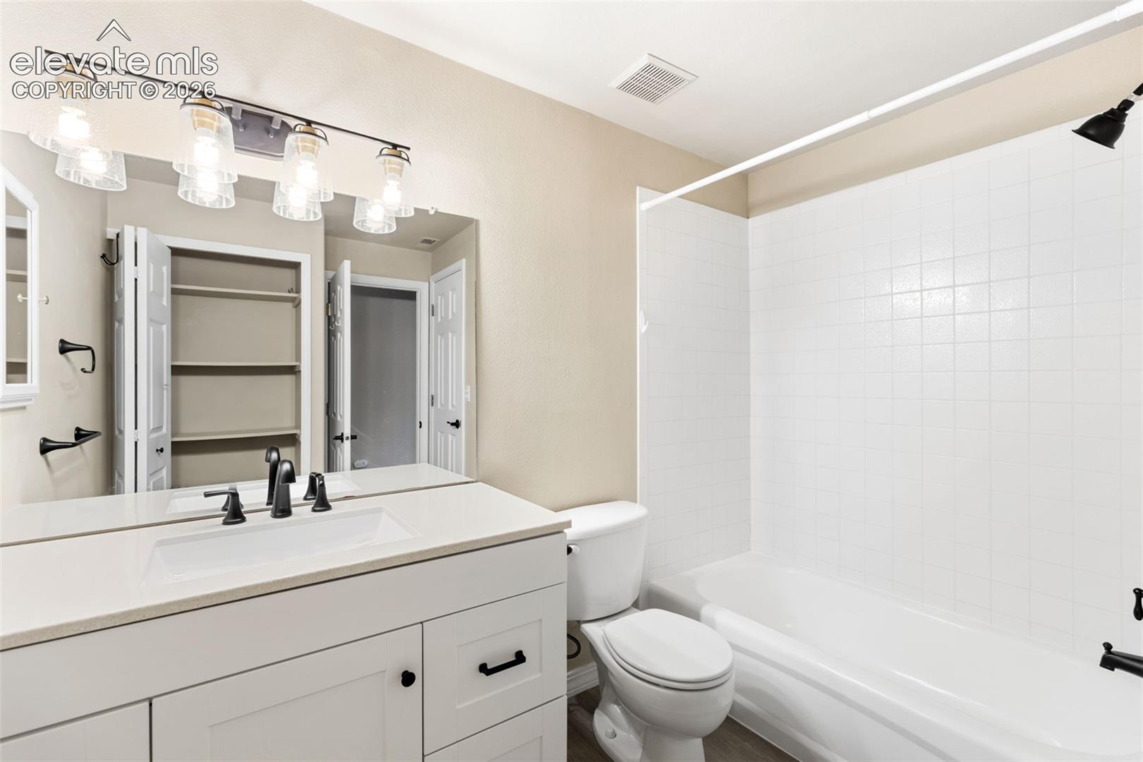 Listing photo 20 for 6689 Showhorse Court