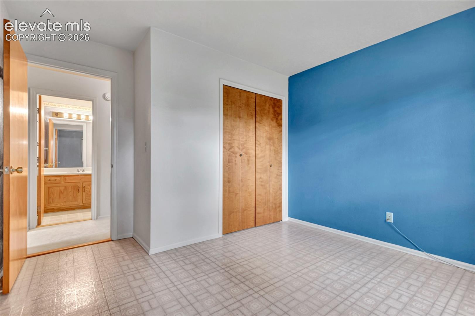 Listing photo 14 for 1405 Vondelpark Drive