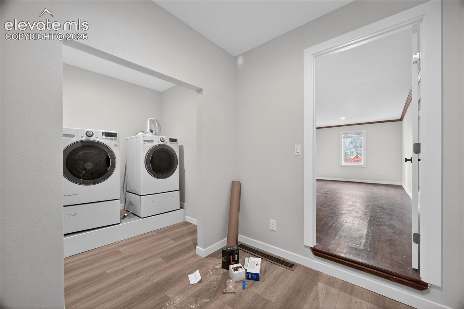 Listing photo 21 for 4180 S Monaco Parkway