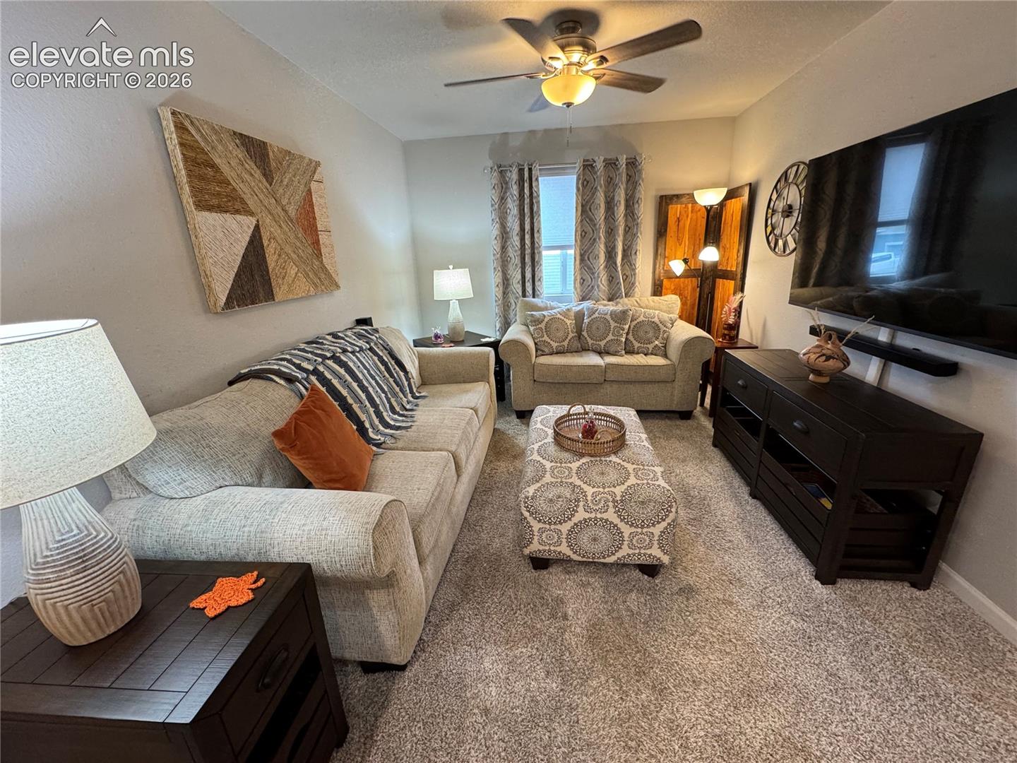 Listing photo 7 for 8610 Laurel Mountain View