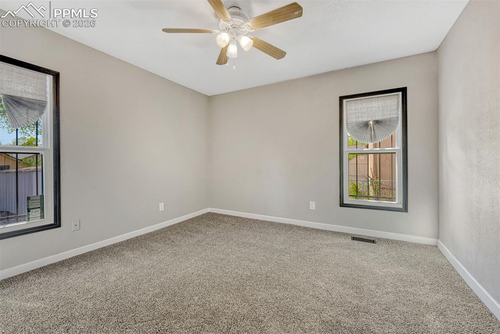 929 Arcadia Street, photo 13