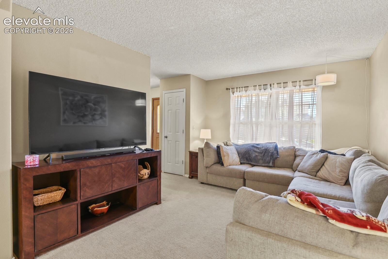 Listing photo 15 for 4912 Chariot Drive