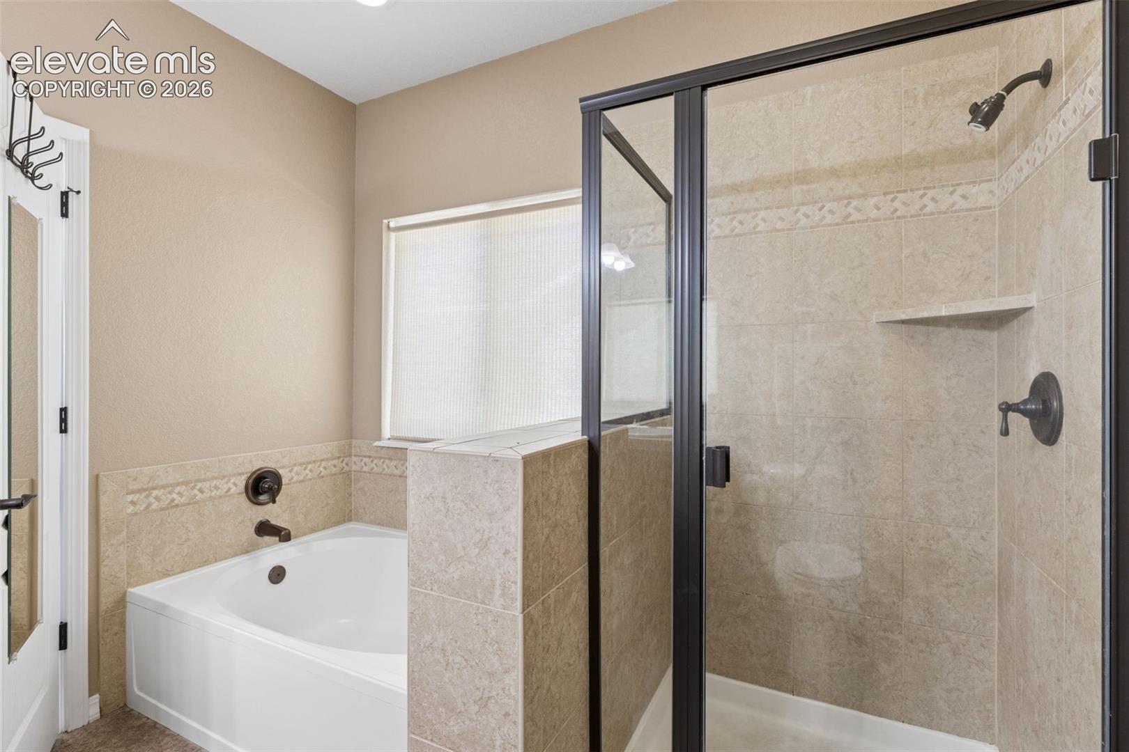 Listing photo 20 for 1055 Bayfield Drive