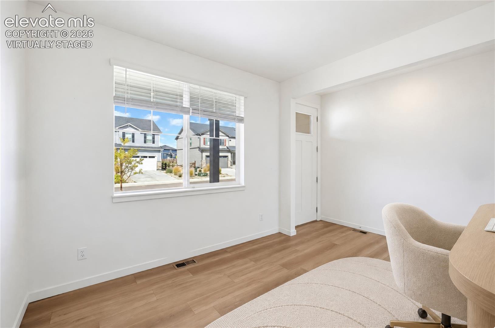 Listing photo 3 for 2233 Still Meadows Court