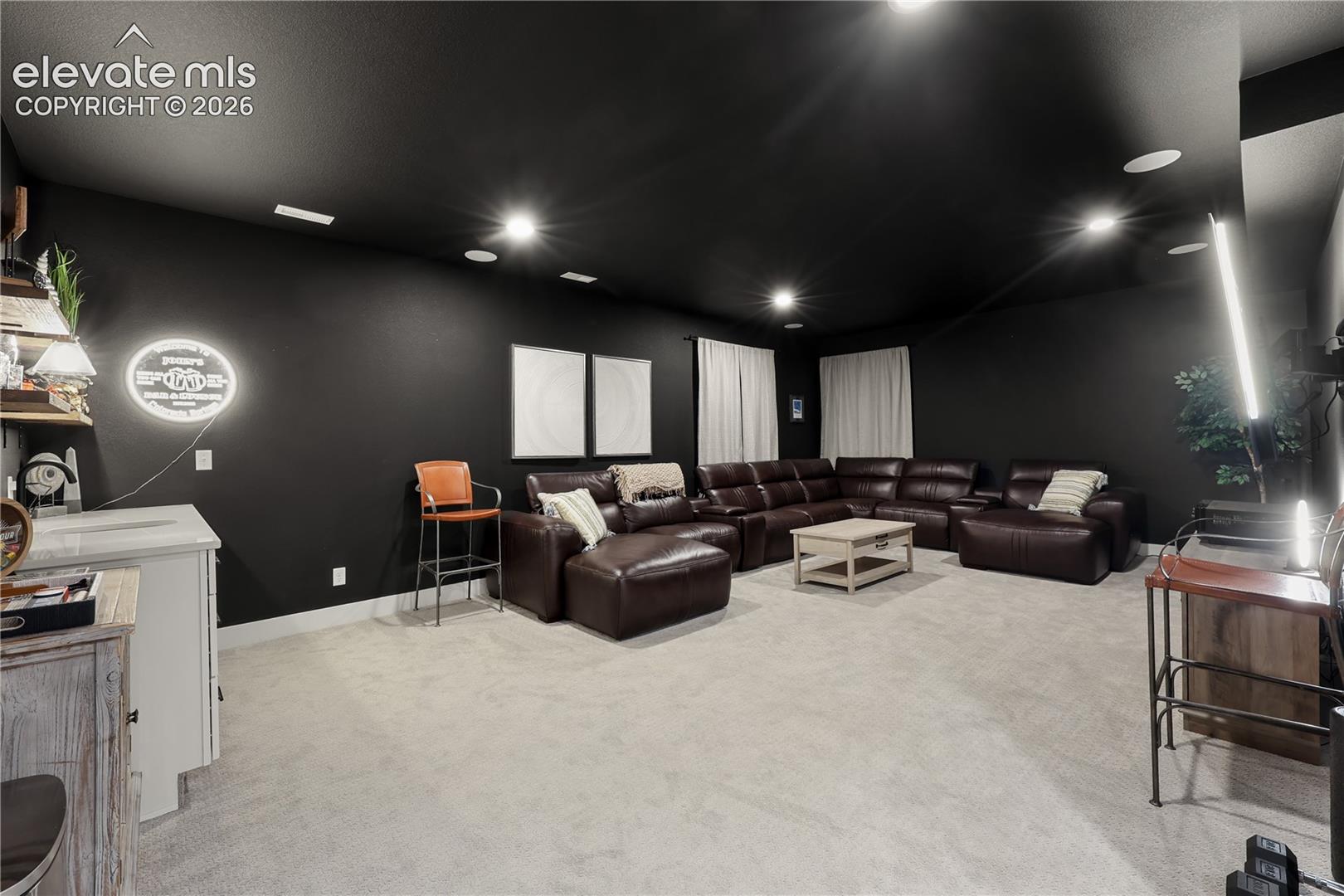 Listing photo 34 for 6538 Cumbre Vista Way