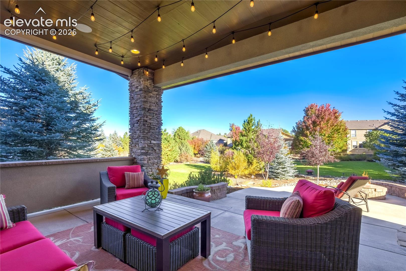 Listing photo 41 for 12427 Creekhurst Drive