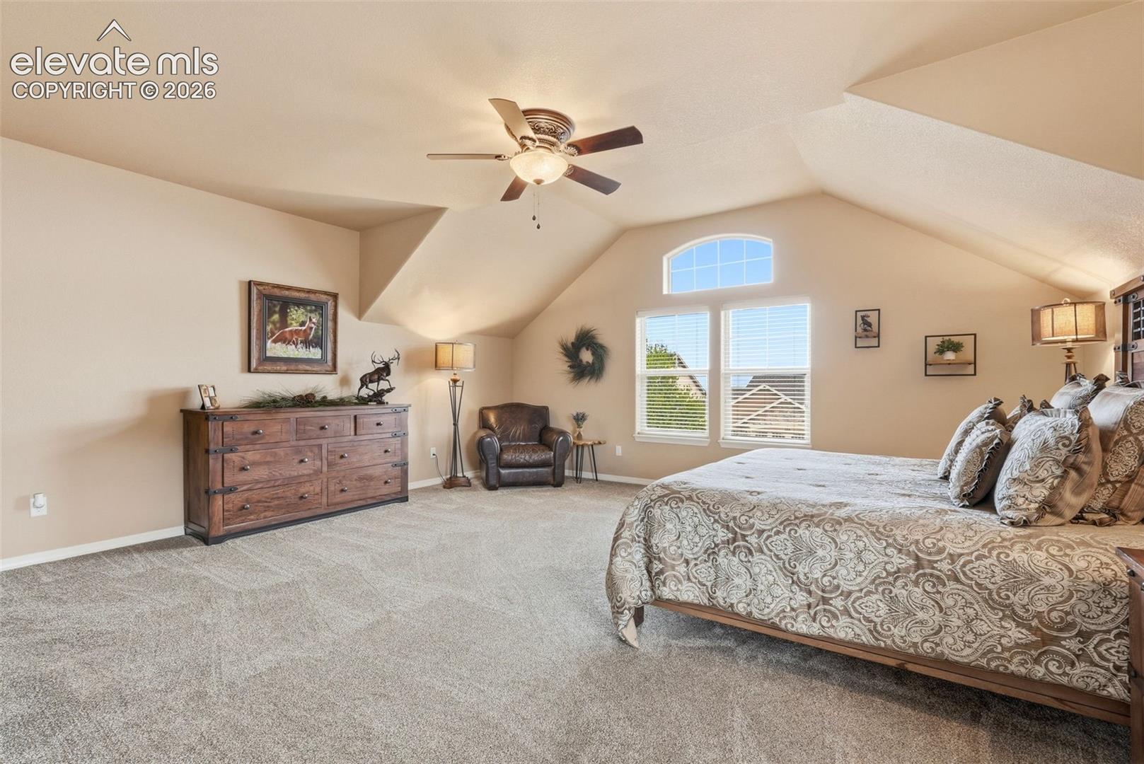 Listing photo 14 for 233 Coyote Willow Drive