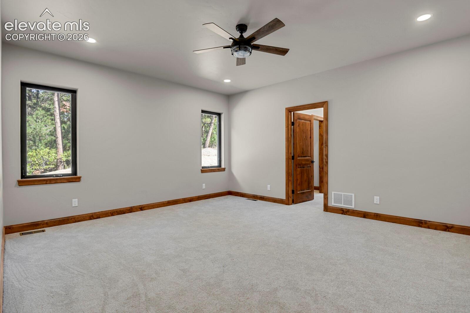 Listing photo 17 for 19020 Burnt Leaf Way
