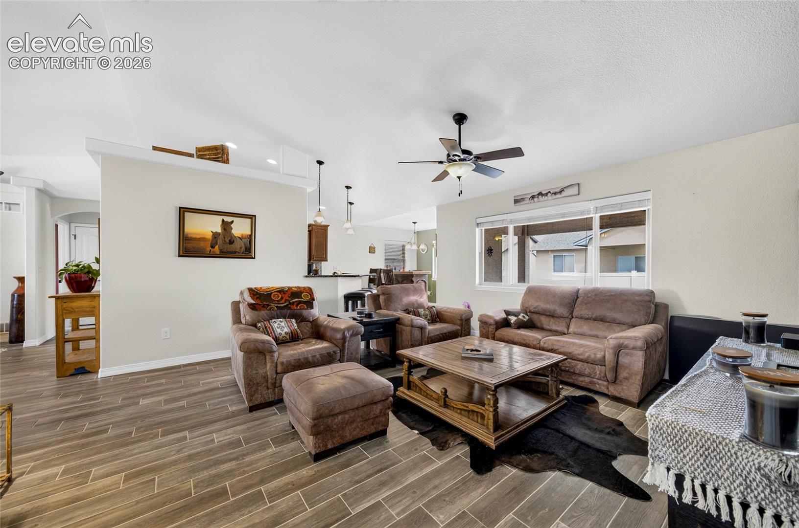 Listing photo 8 for 2311 Meadowlark Lane