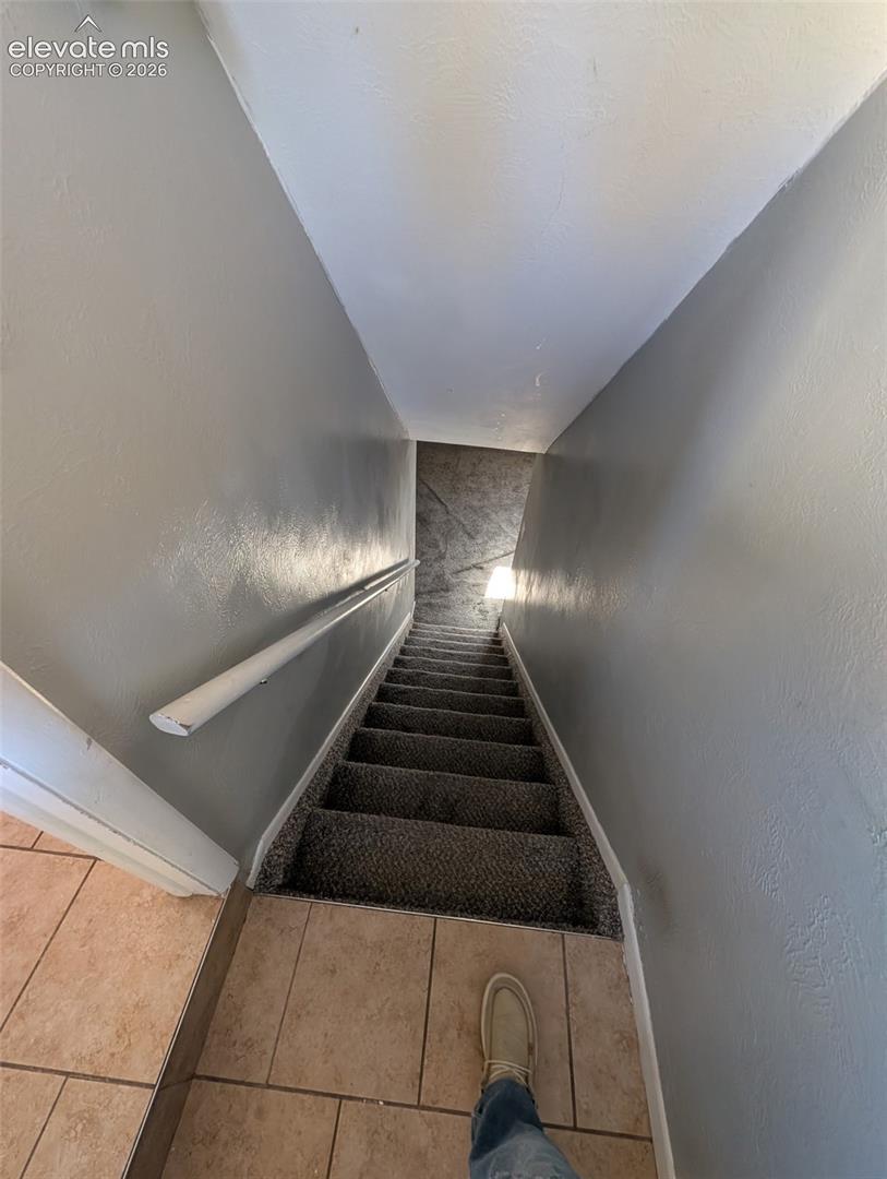 Listing photo 13 for 10 N Garland Avenue